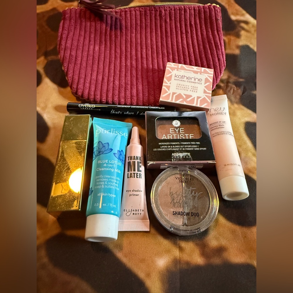 Makeup bundle with Ipsy makeup bag. See pictures